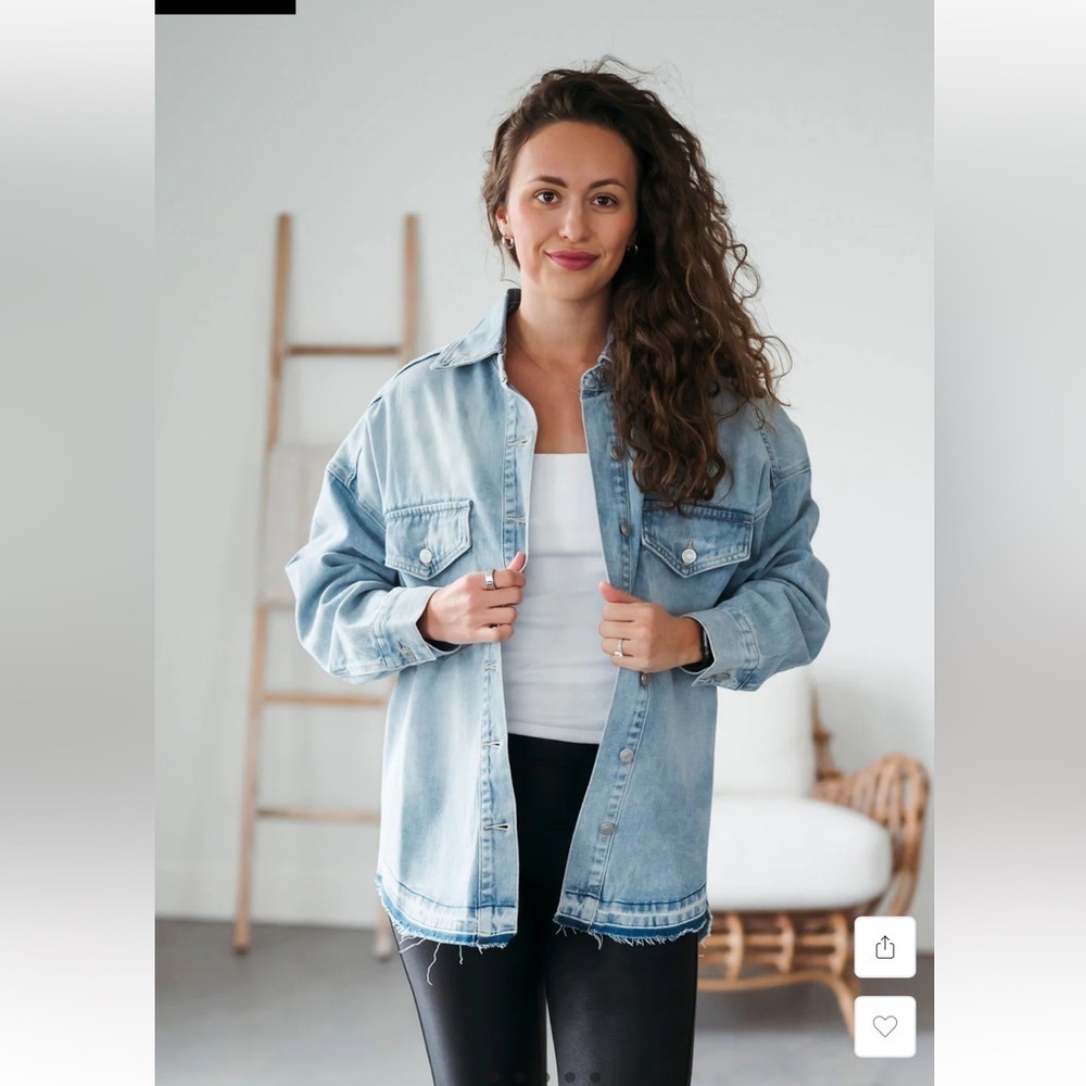 Lov Mor Denim Shacket Size Small Blue Oversized Button Down Front Collared Neck